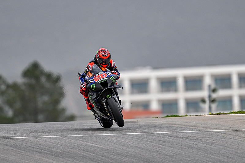 #20 法比奥·夸塔拉罗（YZR-M1）一开始就展现出良好状态，获得首日第9名