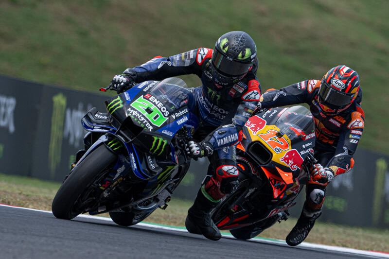 #20 法比奥·夸塔拉罗（YZR-M1）在开场时行走在第4名位置，但进入比赛中段后慢慢下降，最终获得第10名