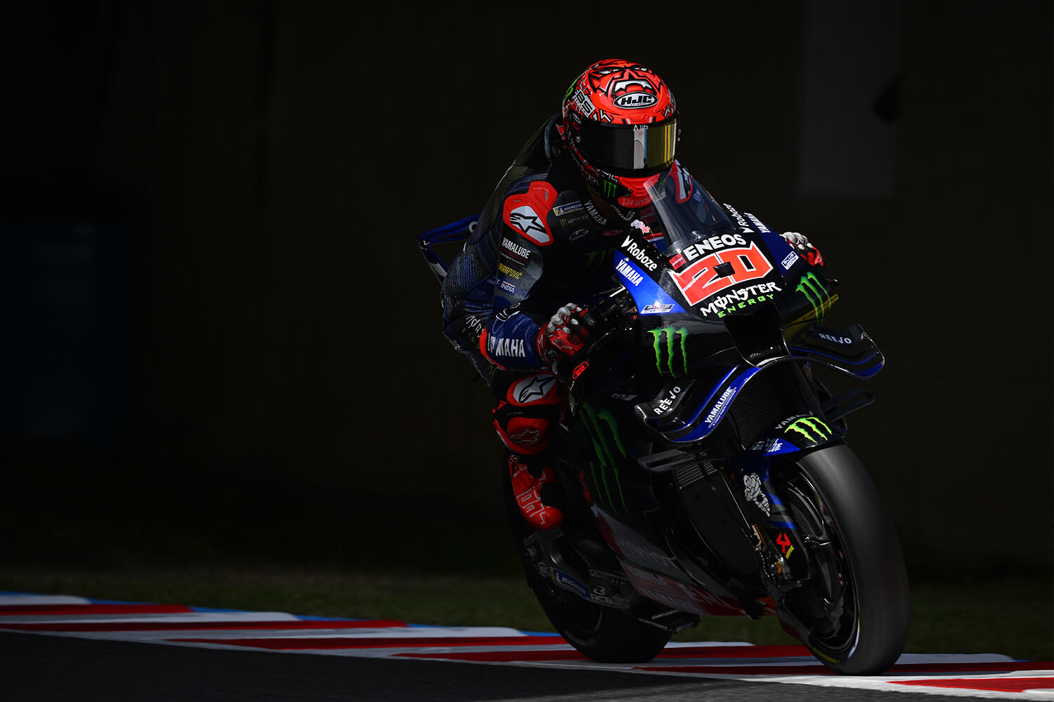 MotoGP：#20 法比奥·夸塔拉罗（YZR-M1）在练习赛上收获第8名，成功晋级Q2预赛