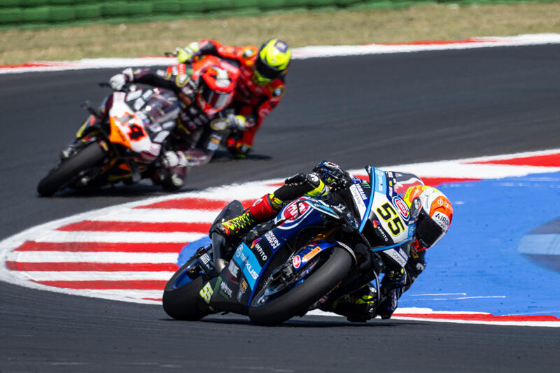 WorldSBK 6/14：#55 安德里亚·洛卡泰利（YZF-R1）距离领奖台之争仅一步之遥，获得了第5名	