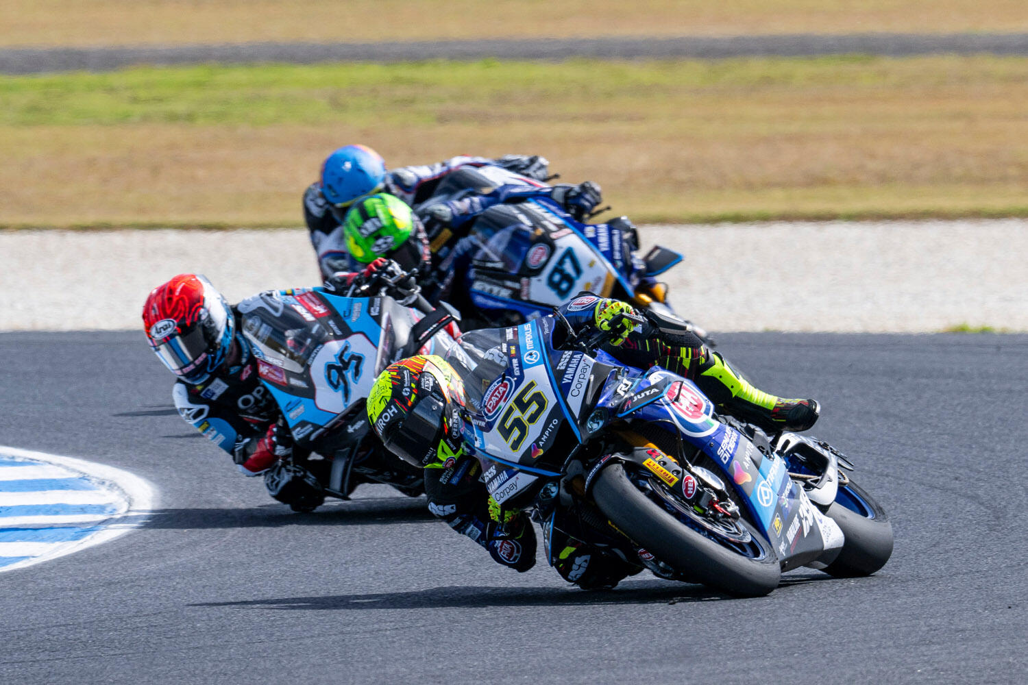 WorldSBK 2/21:#55 安德里亚·洛卡泰利(YZF-R1)在Race 1中持续苦战,以第13名的成绩完赛